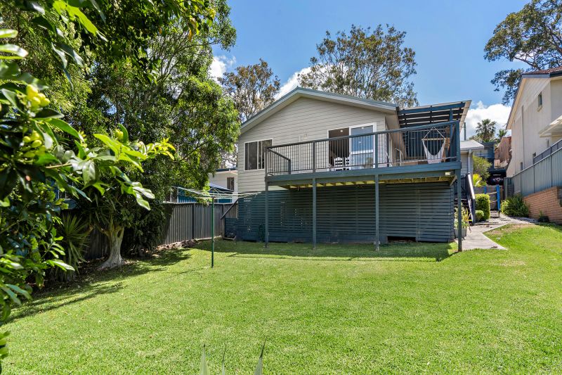 Real Estate For Sale 25 Donald Avenue Kanwal , NSW