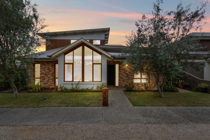 40 Ramblers Way, Doreen
