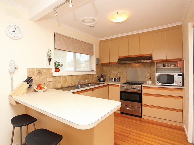 3 Ravenslea Crescent, Deer Park - Thumbnail 4