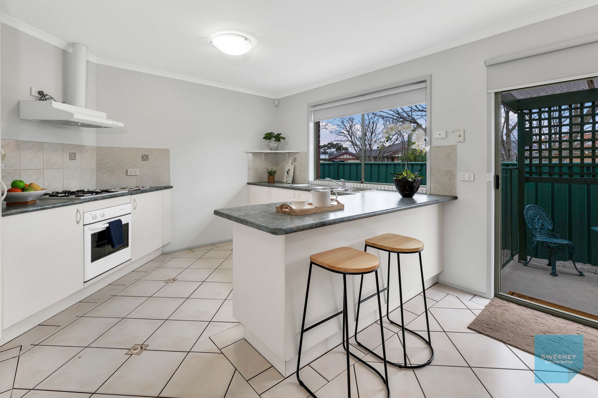 5 Wood Grove, Burnside - Thumbnail 3