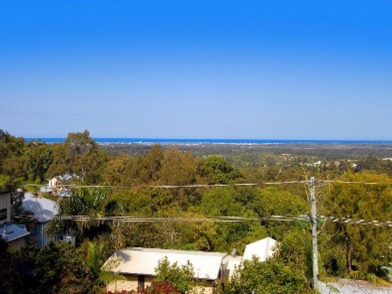 18 Nyes Crescent Buderim QLD, Buderim - Thumbnail 2