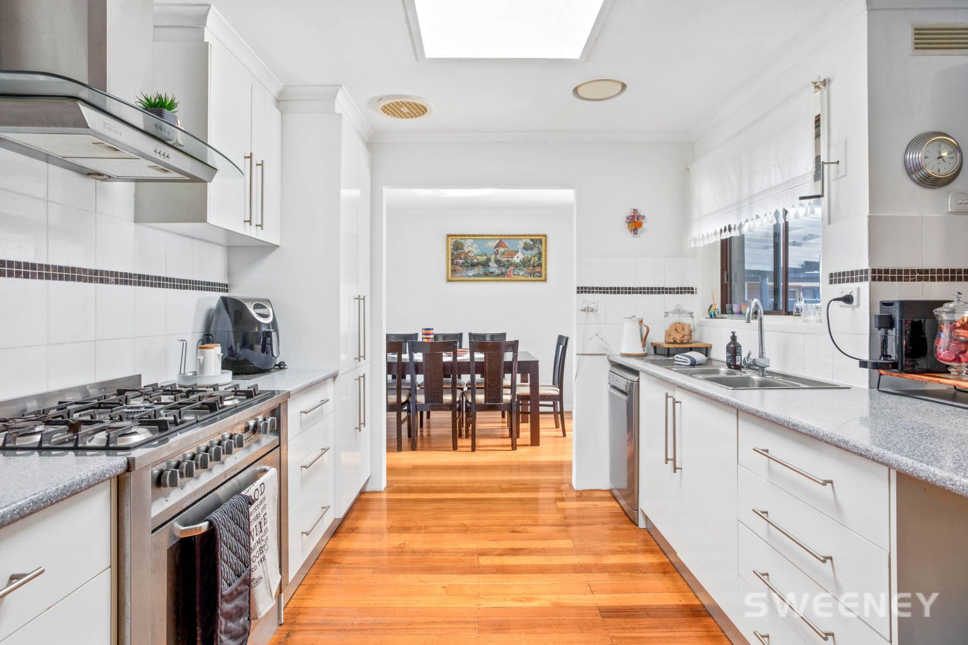 1 Dickenson Street, Altona Meadows - Thumbnail 5