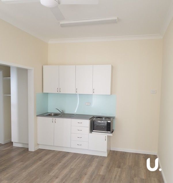 Londonderry 4/9 Warrina Place