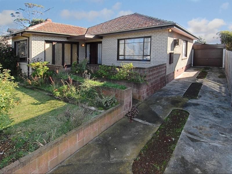 73 Bracken Grove, Altona - Thumbnail 2