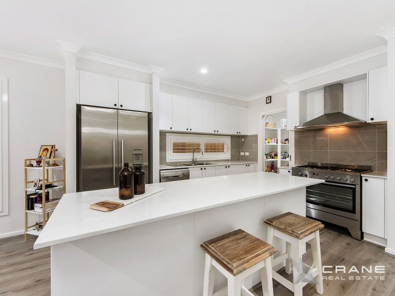 22 Tora Crescent PLUMPTON VIC, Plumpton - Thumbnail 4