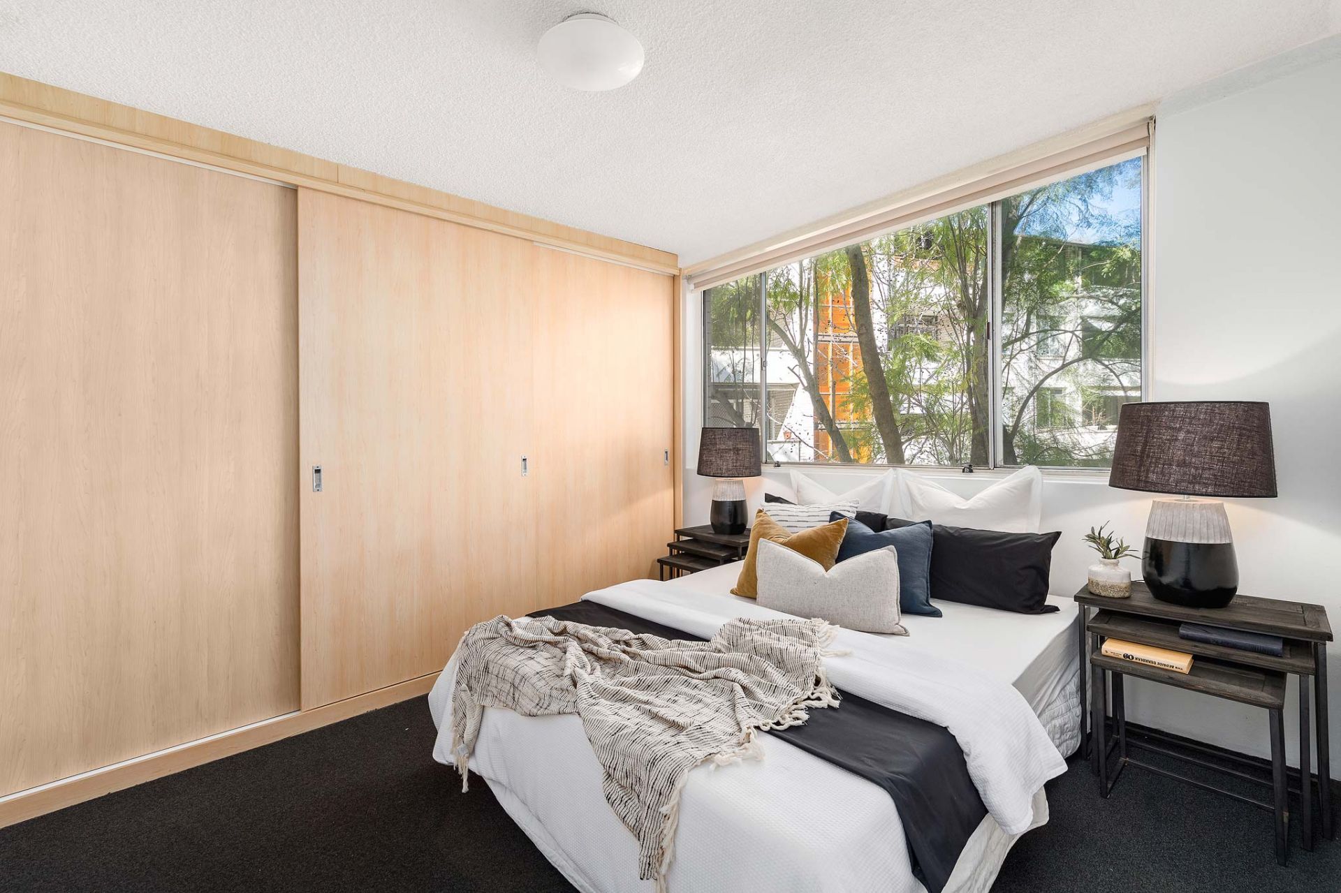 Sold - Stylish Living in a Bright and Modern Apartment