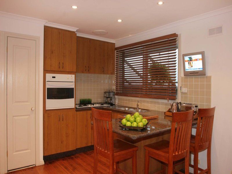 3 Dickenson Street, Altona Meadows - Thumbnail 5