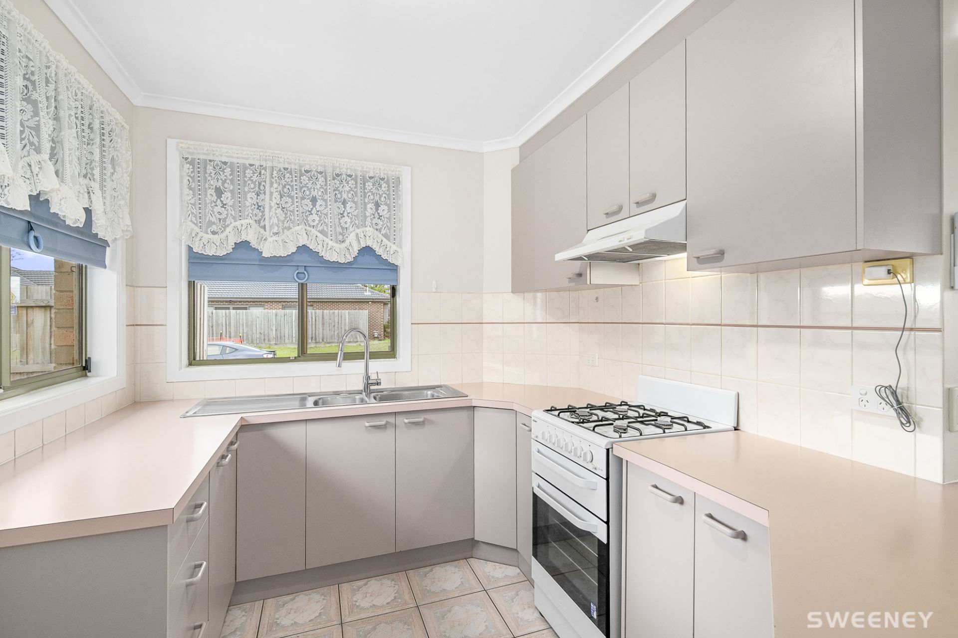 1a Warren Court, Altona Meadows - Thumbnail 8