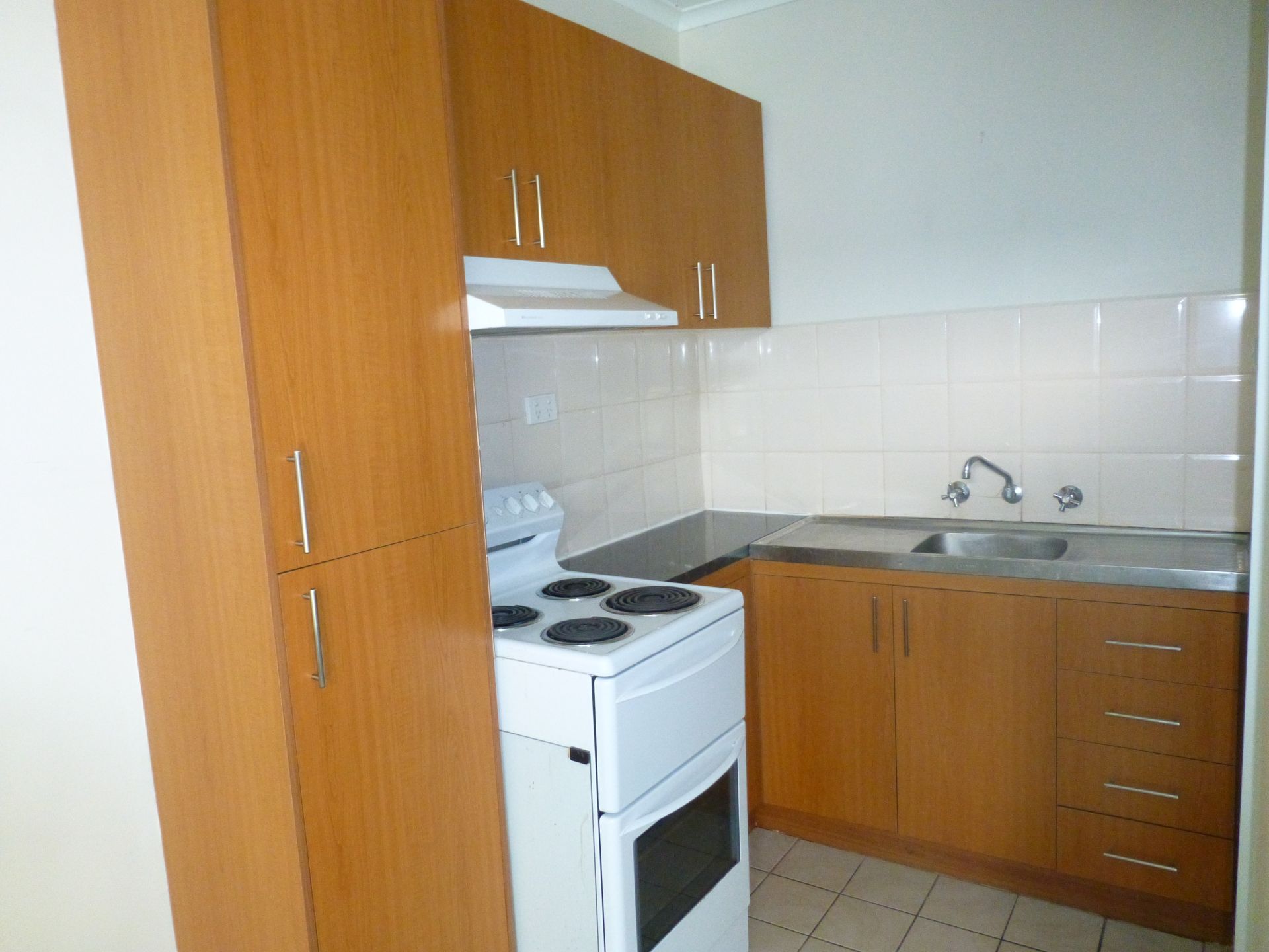 Walking Distance to High Street