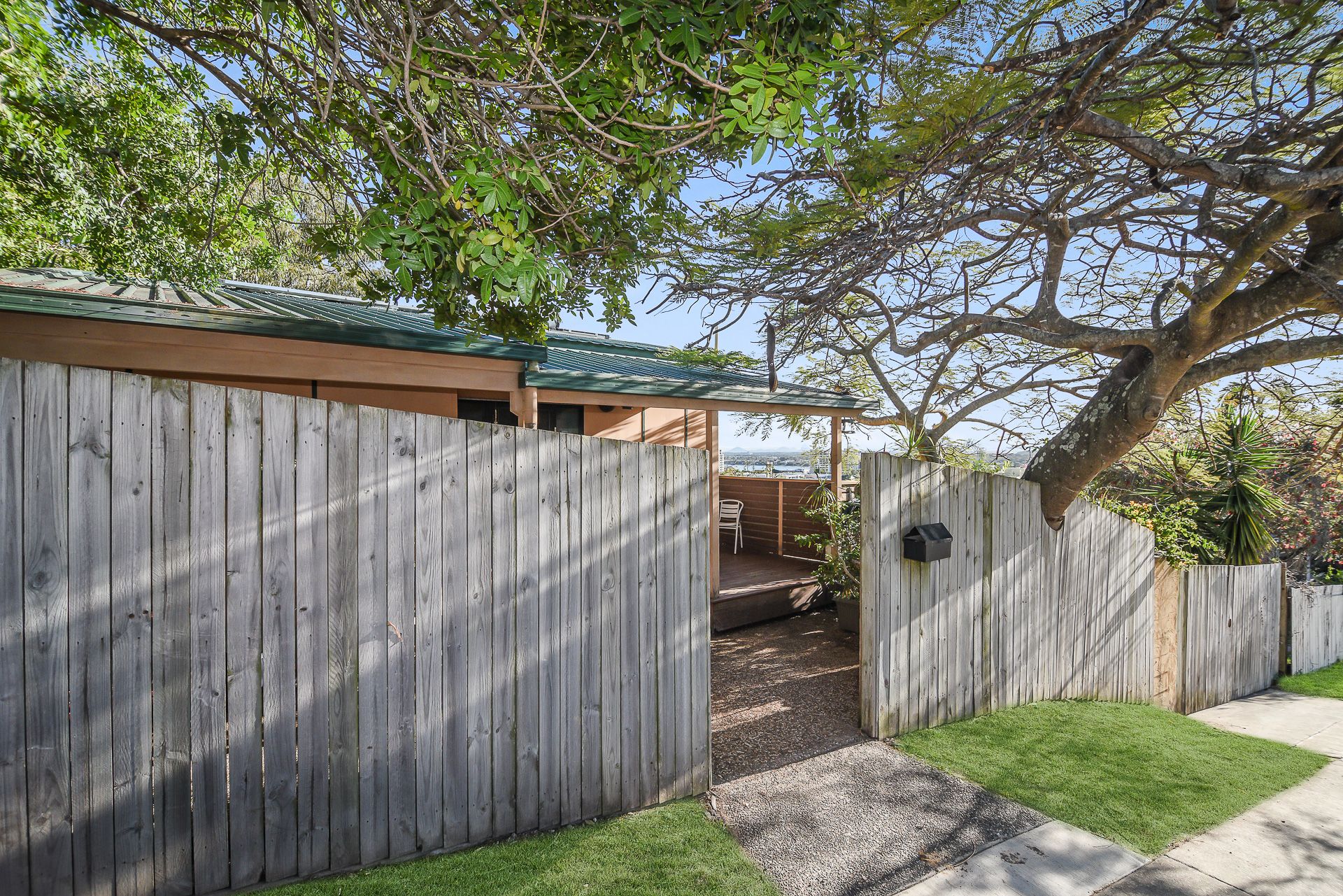 8 Arthur Street Caloundra QLD, Caloundra - Thumbnail 3