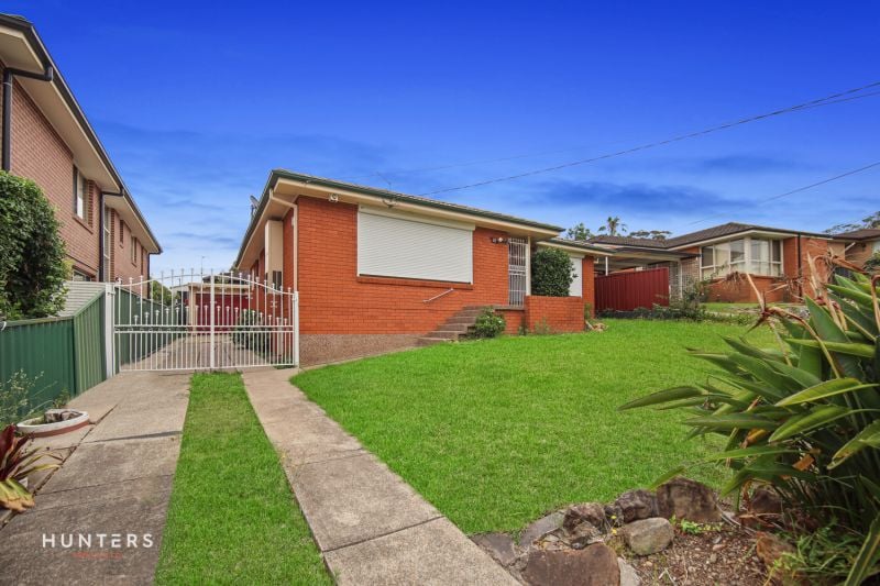 18 Orleans Crescent, Toongabbie