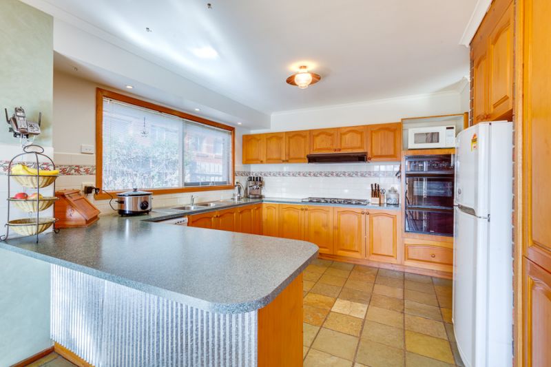 9 Ascot Avenue, Bacchus Marsh - Thumbnail 3