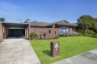 24 Dunsterville Crescent, Frankston VIC