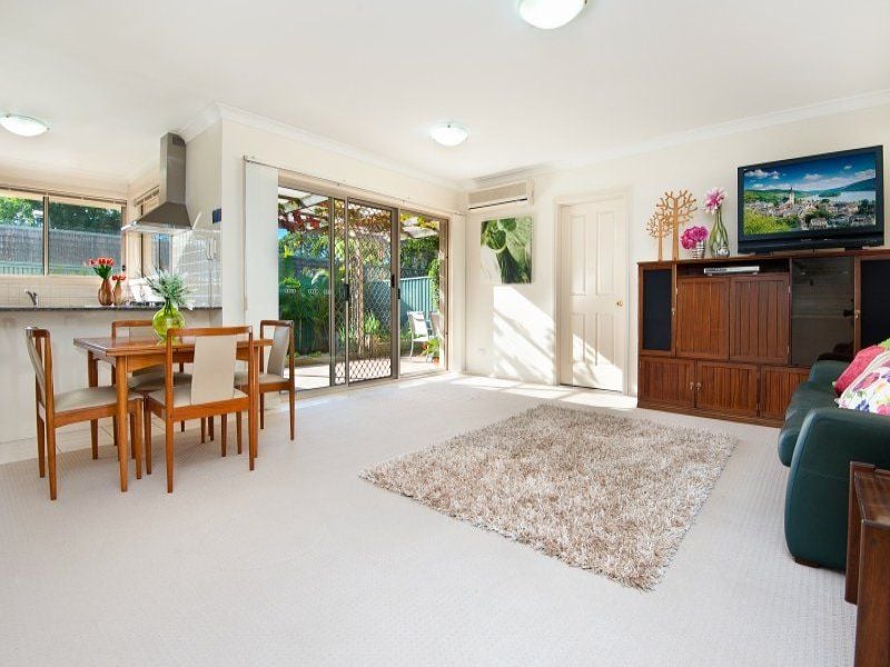 2/75-77 Crescent Road, CARINGBAH SOUTH, Caringbah South - Thumbnail 3