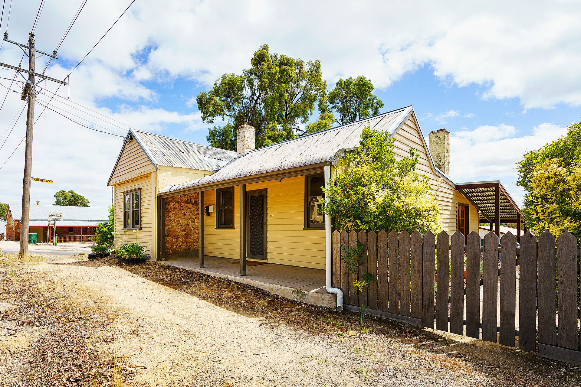 151 Duke Street, Castlemaine - Thumbnail 2
