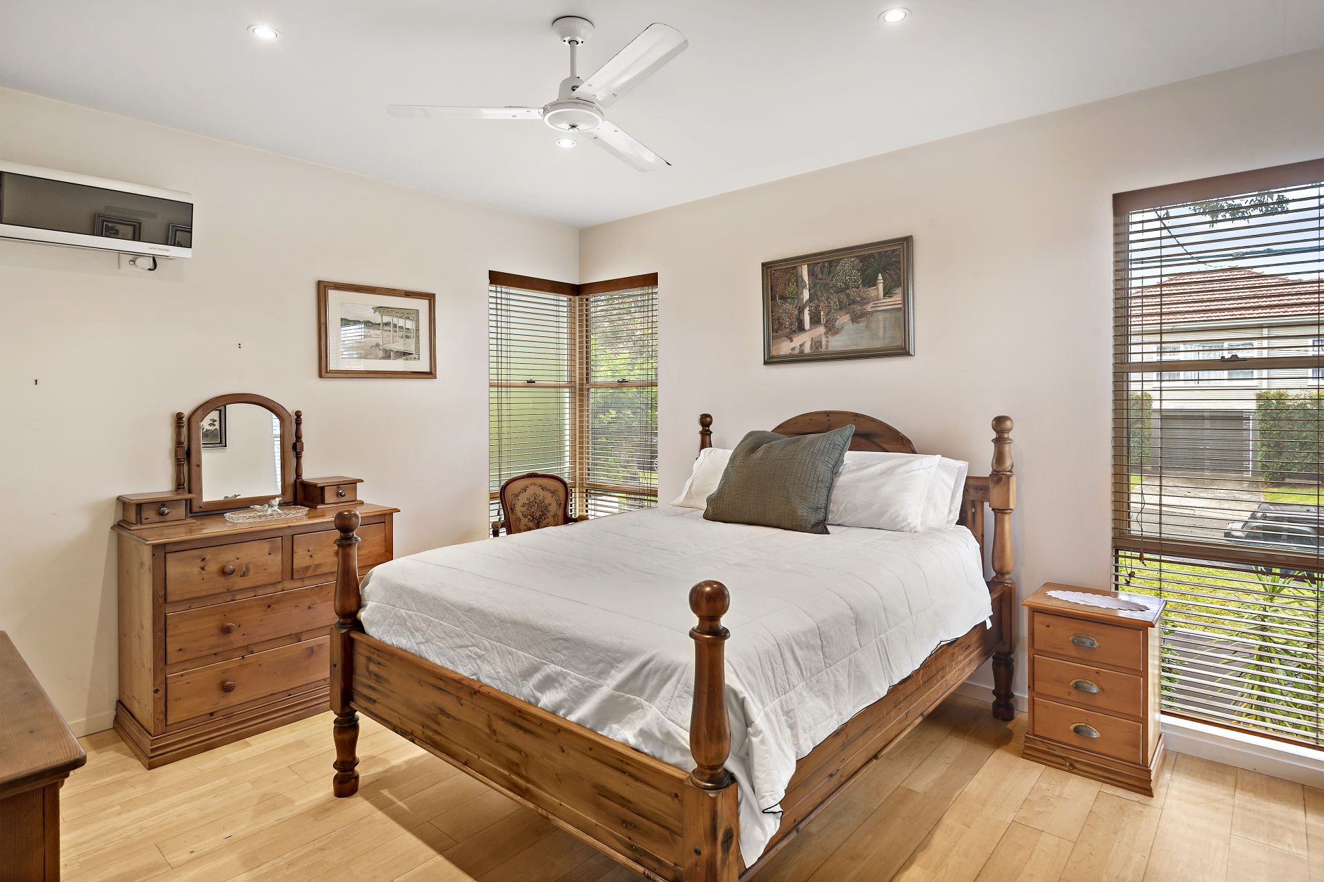 Real Estate For Sale 39 Park Street Mona Vale , NSW