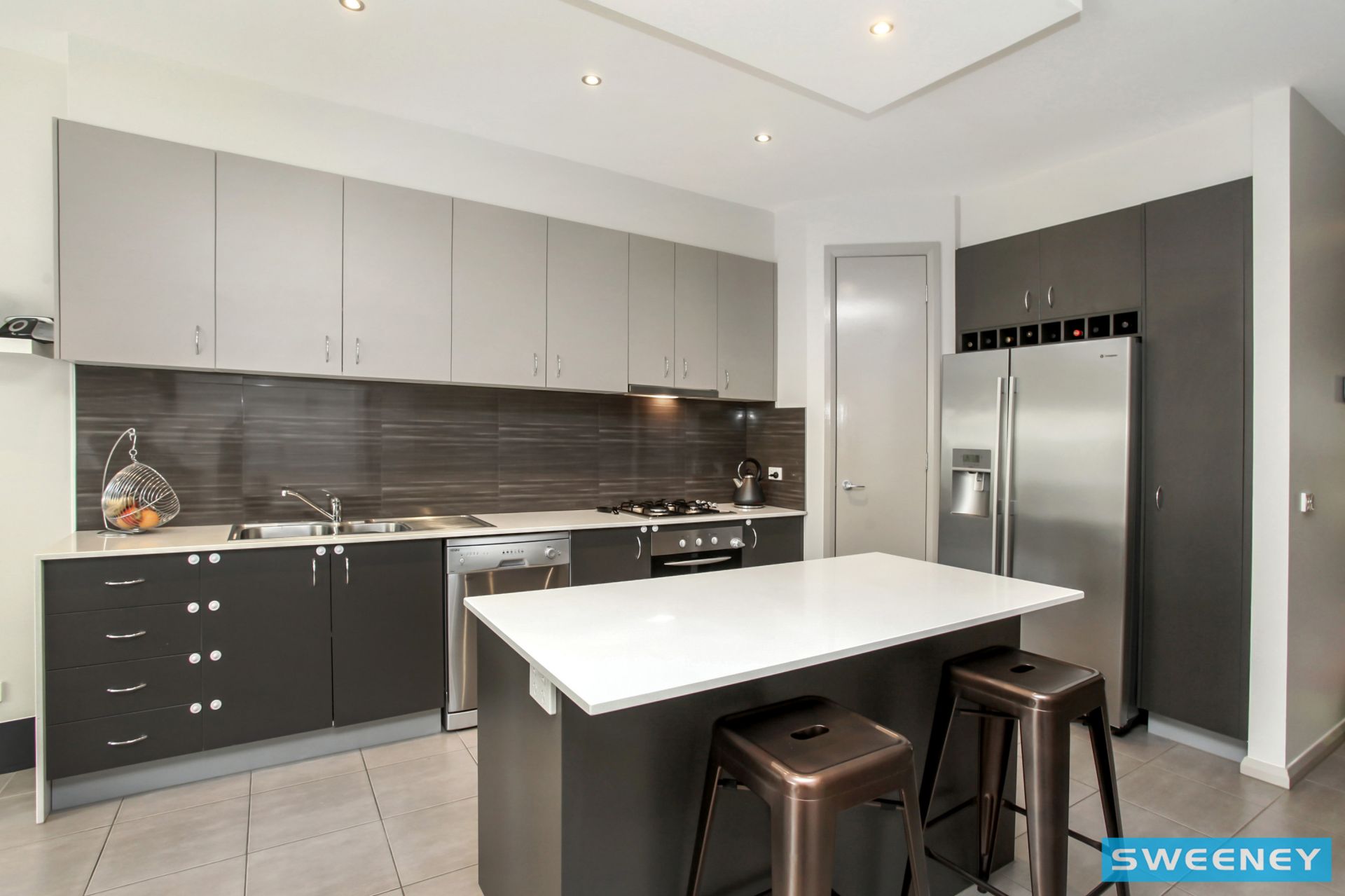 63 The Esplanade, Caroline Springs - Thumbnail 4