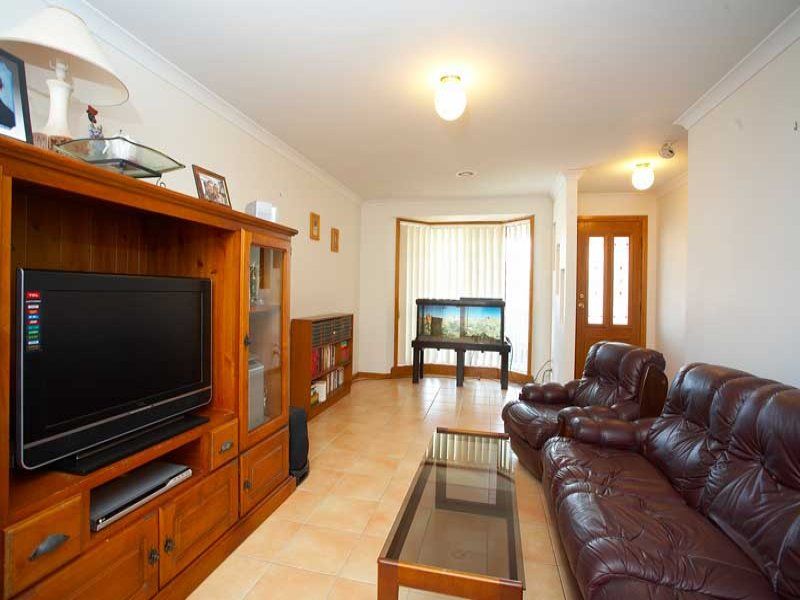 15 Douglas Court, Altona Meadows - Thumbnail 5