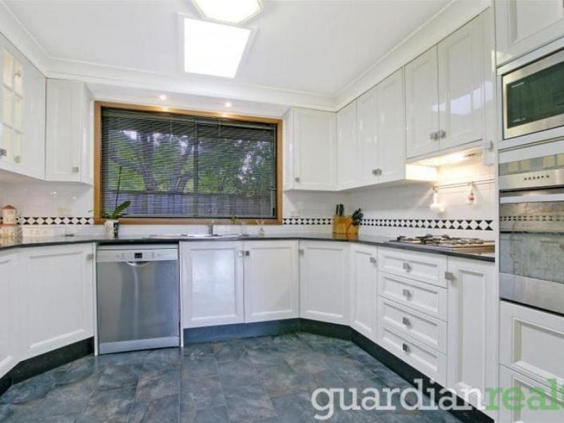 176 Francis Greenway Drive, Cherrybrook - Thumbnail 3