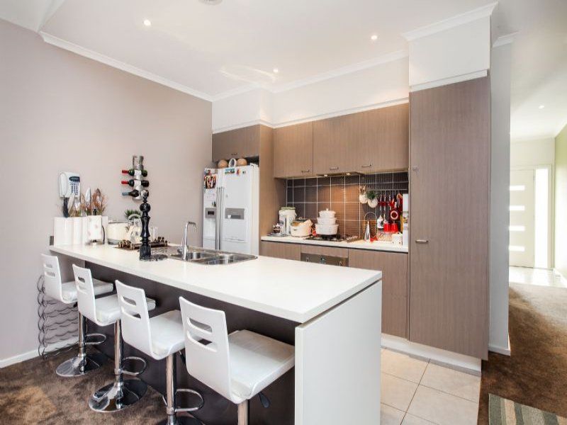 53 Callista Circuit, Taylors Hill - Thumbnail 3