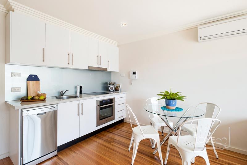 Brilliant 2-Level Abode in a Boutique Complex!!!
