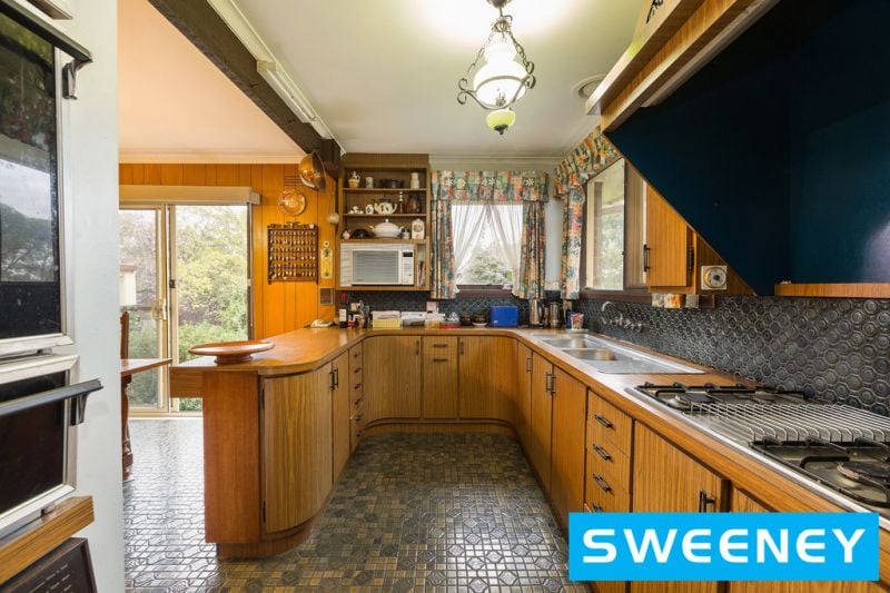 12 McIntyre Drive, Altona - Thumbnail 4