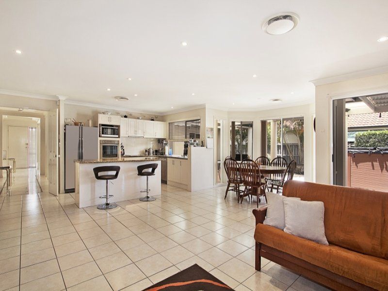 9 Glebe Place BANORA POINT NSW, Banora Point - Thumbnail 2
