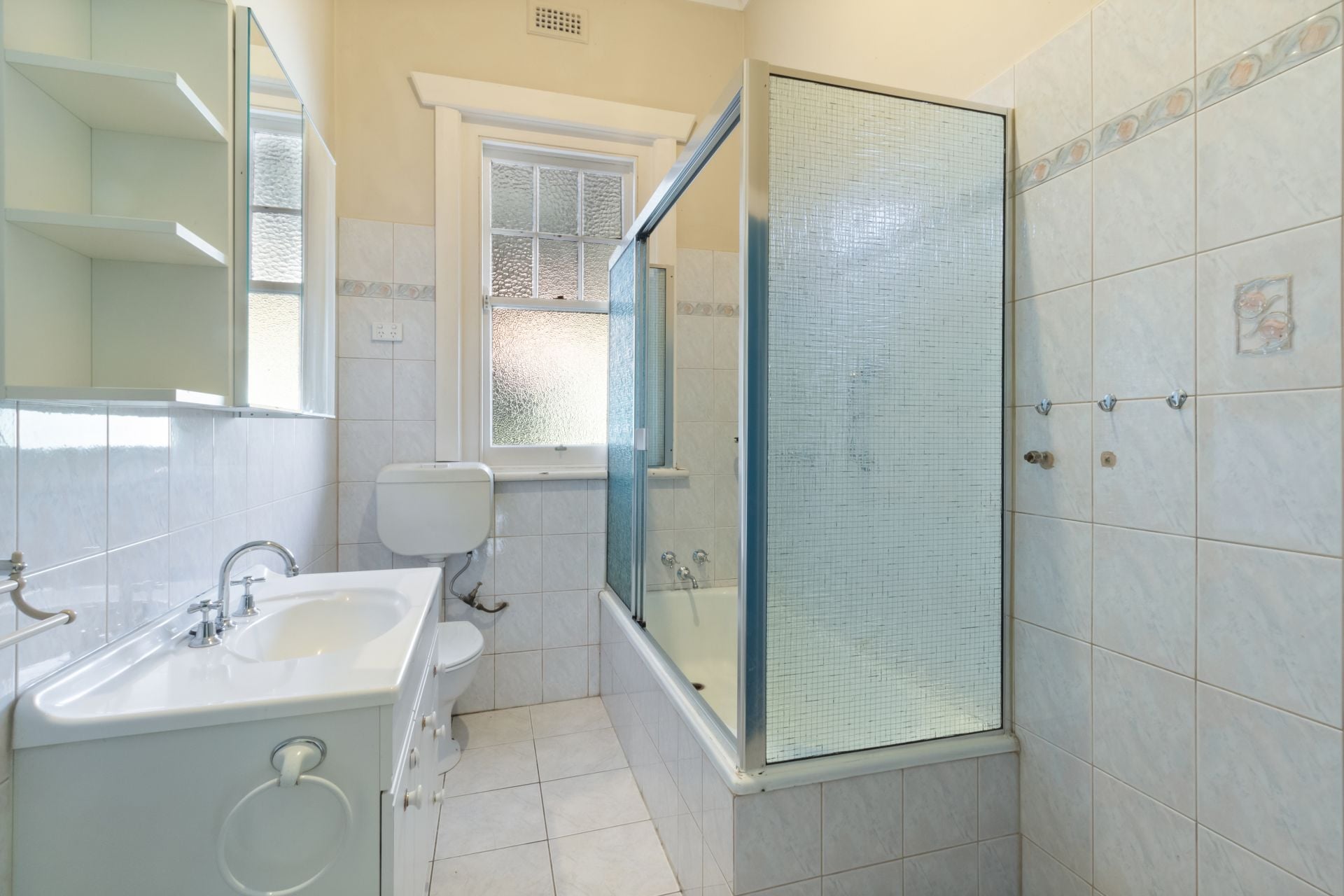SUPERBLY SITUATED FOR SUPERB LIVING