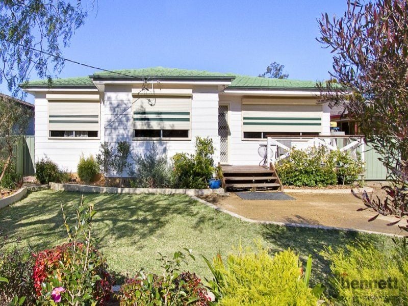 10 Hughes Avenue, Richmond - Thumbnail 2