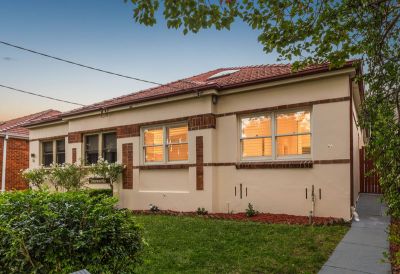 24a Seaview Street, Summer Hill