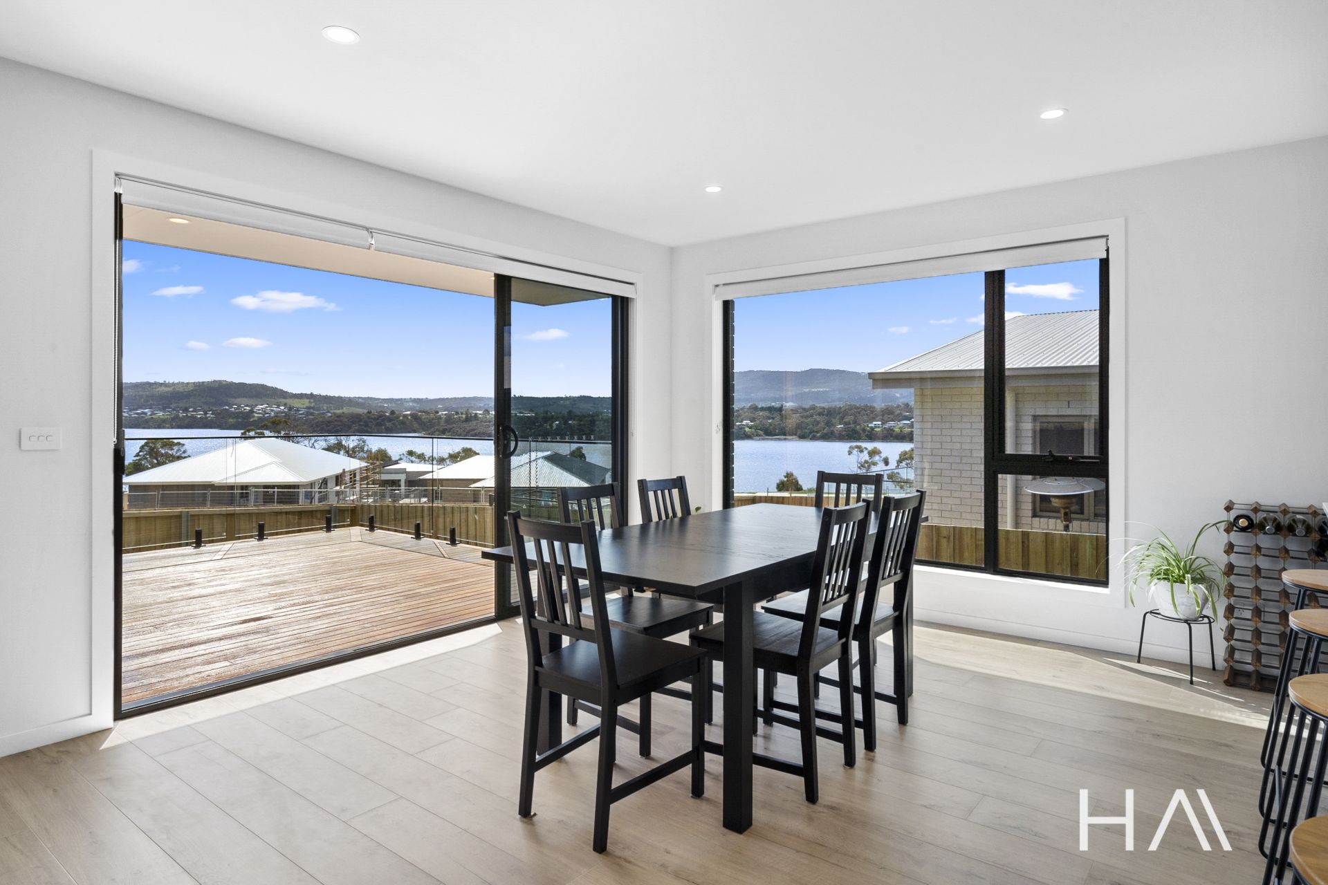 17 Saw Mill Court Austins Ferry, Austins Ferry - Thumbnail 2