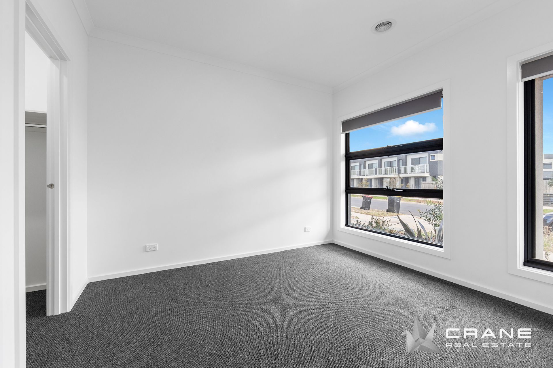 26 Joey Crescent Deanside VIC, Deanside - Thumbnail 6