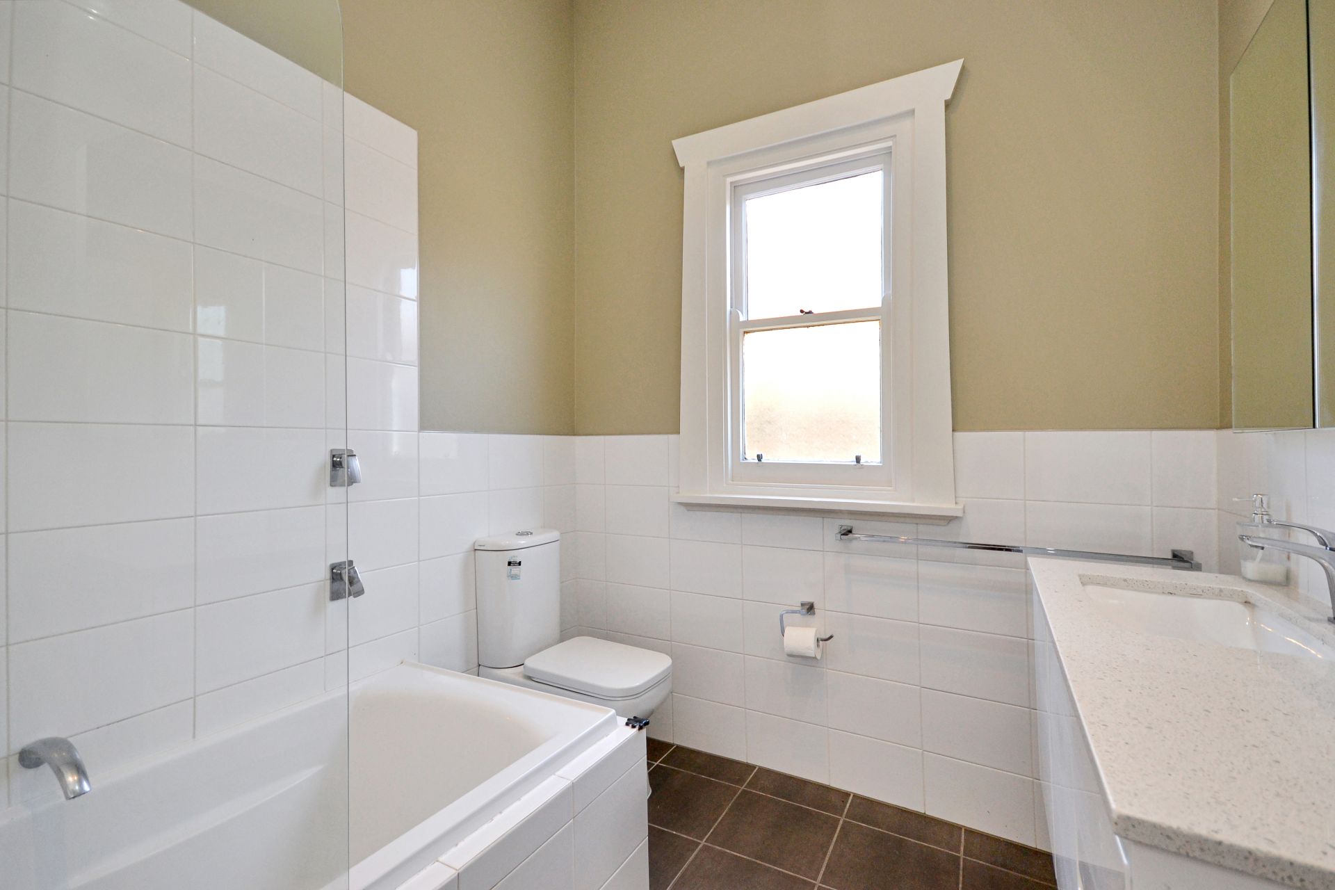 CONTEMPORARY DELIGHT IN COBURG