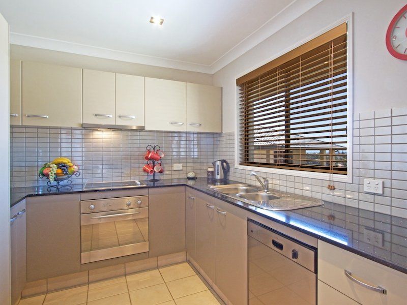 7 Mourne Terrace, BANORA POINT, Banora Point - Thumbnail 6