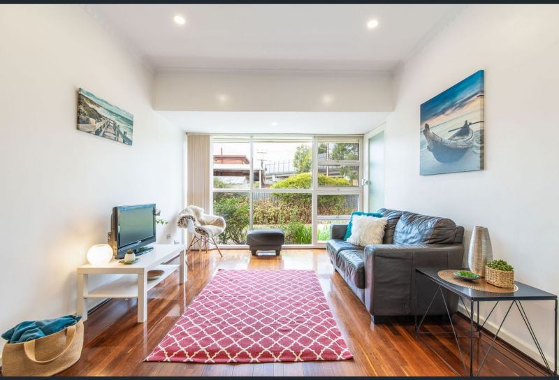 2/11 Glengyle Terrace, Glandore