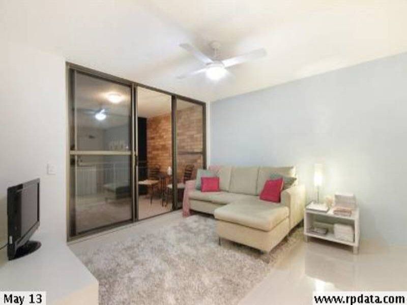 1/18 Camfield Street ALEXANDRA HEADLAND QLD