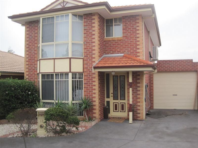 13/2 Stillman Drive, Mill Park