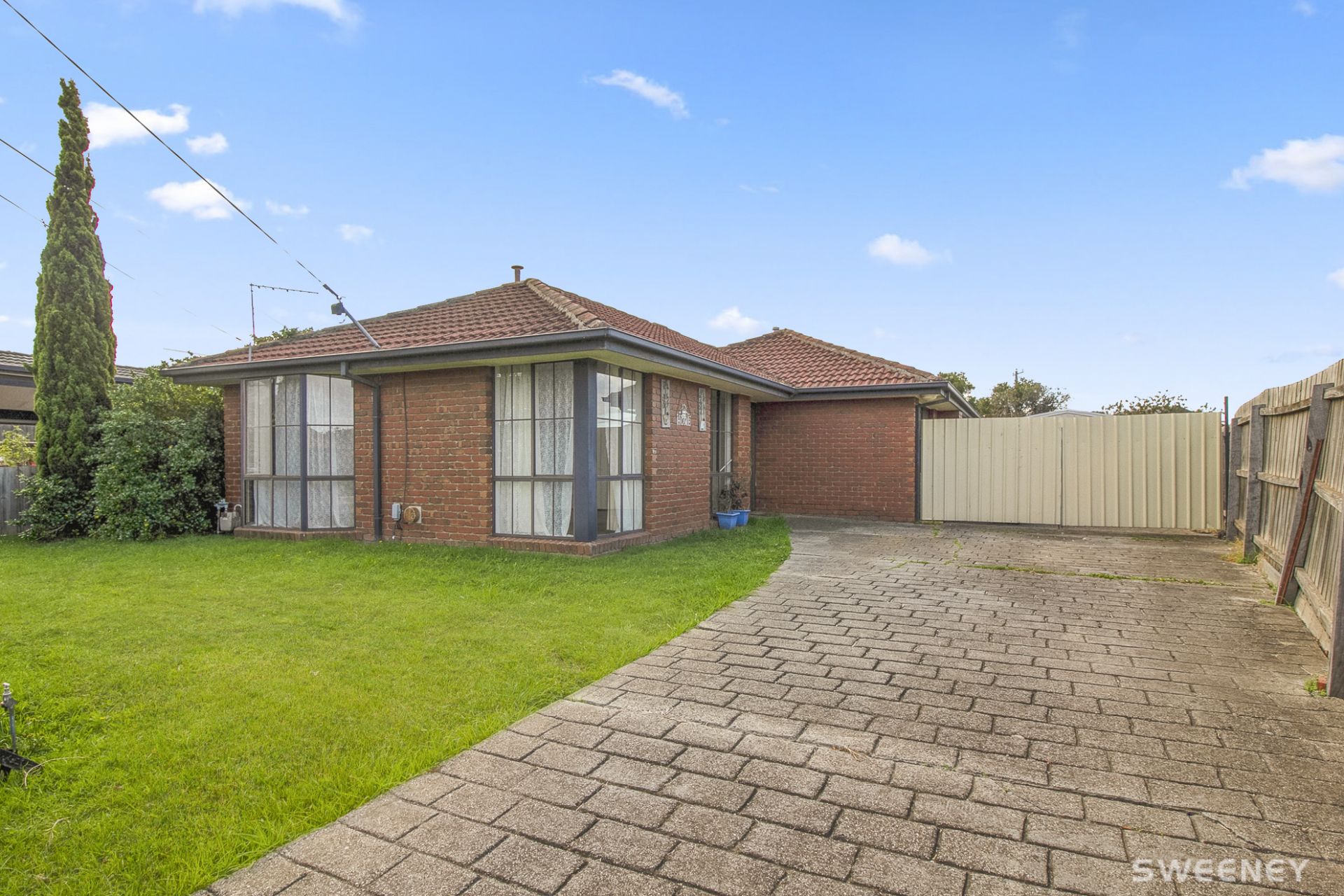 24 Swan Street, Werribee - Thumbnail 3