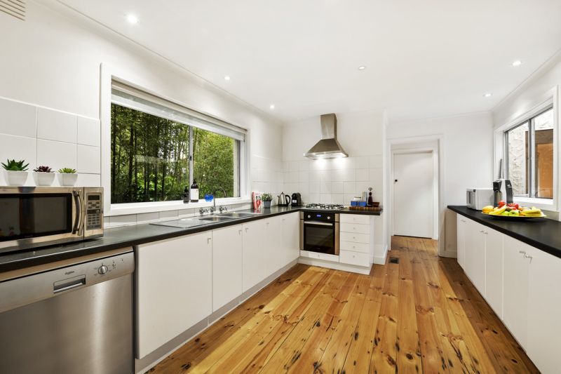 17 Molesworth Street, Kew - Thumbnail 4