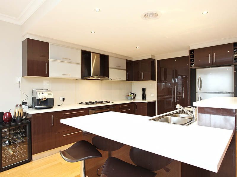 1 Tyers Walk, Caroline Springs - Thumbnail 4