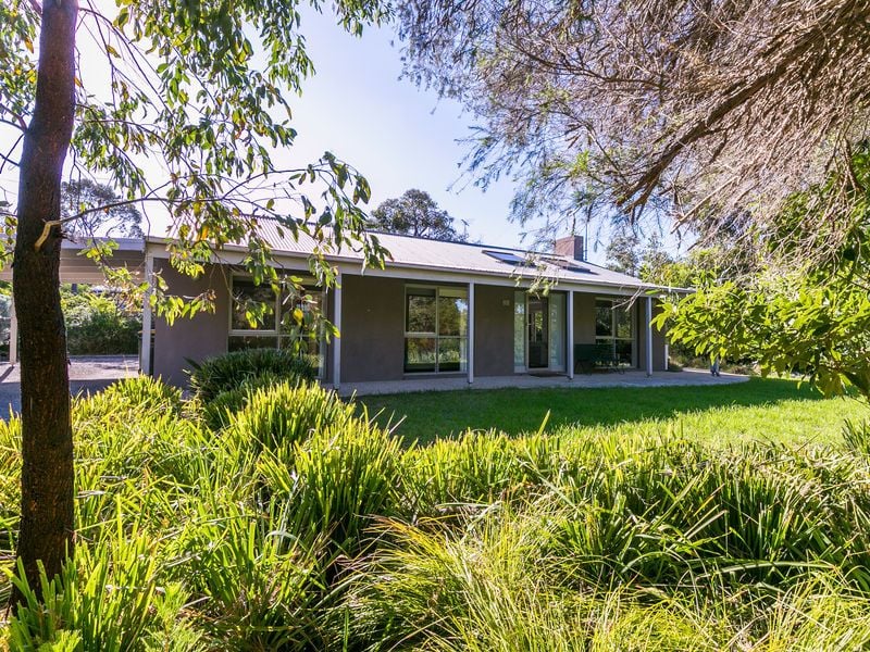 1B Sixth Avenue, Anglesea - Thumbnail 2