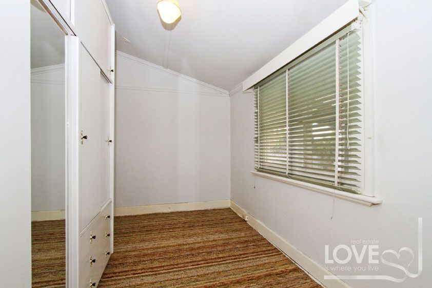 PERFECTLY LOCATED THREE BEDROOM HOME