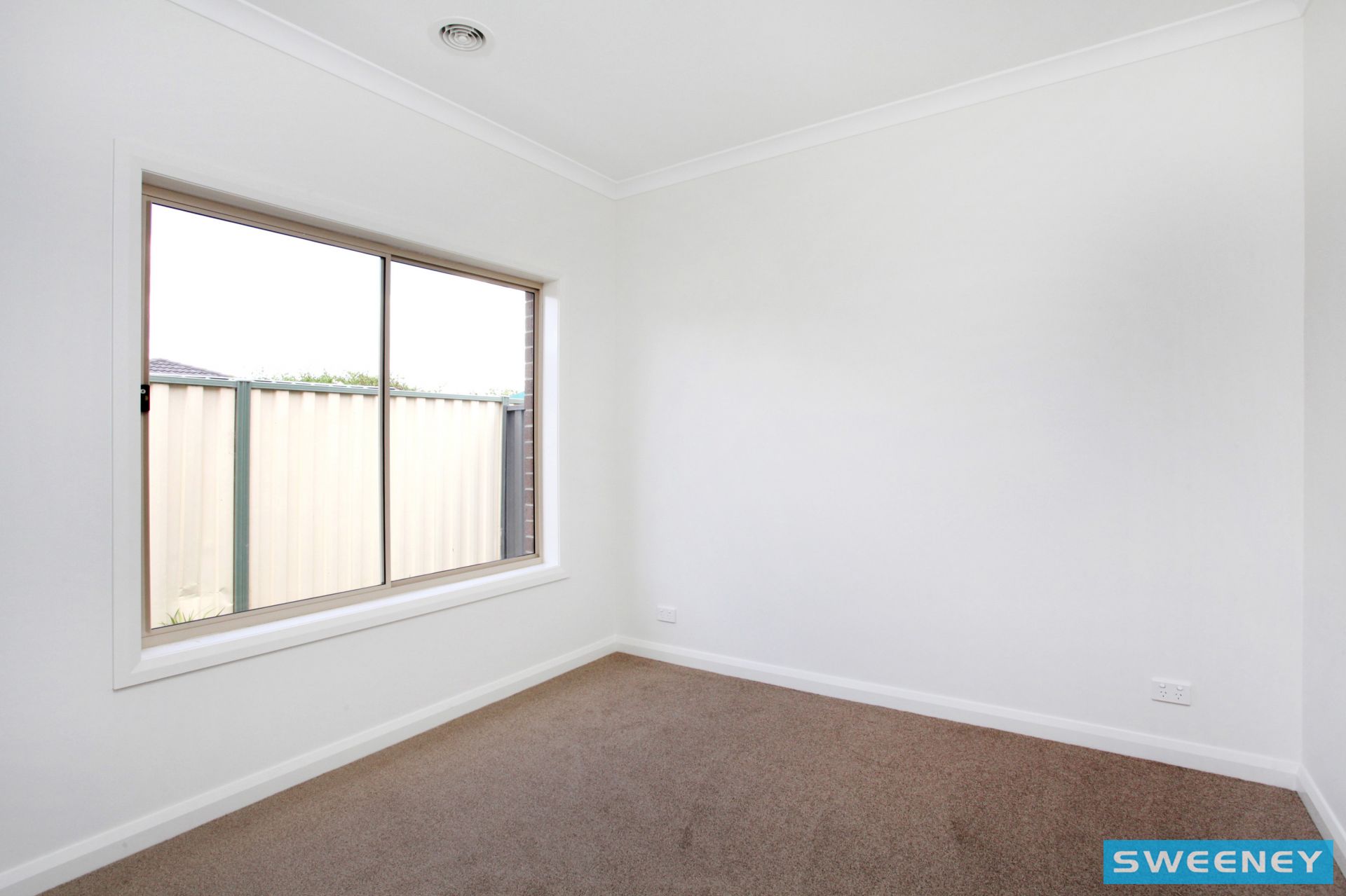 3/2 Lane Place, Hillside - Thumbnail 6