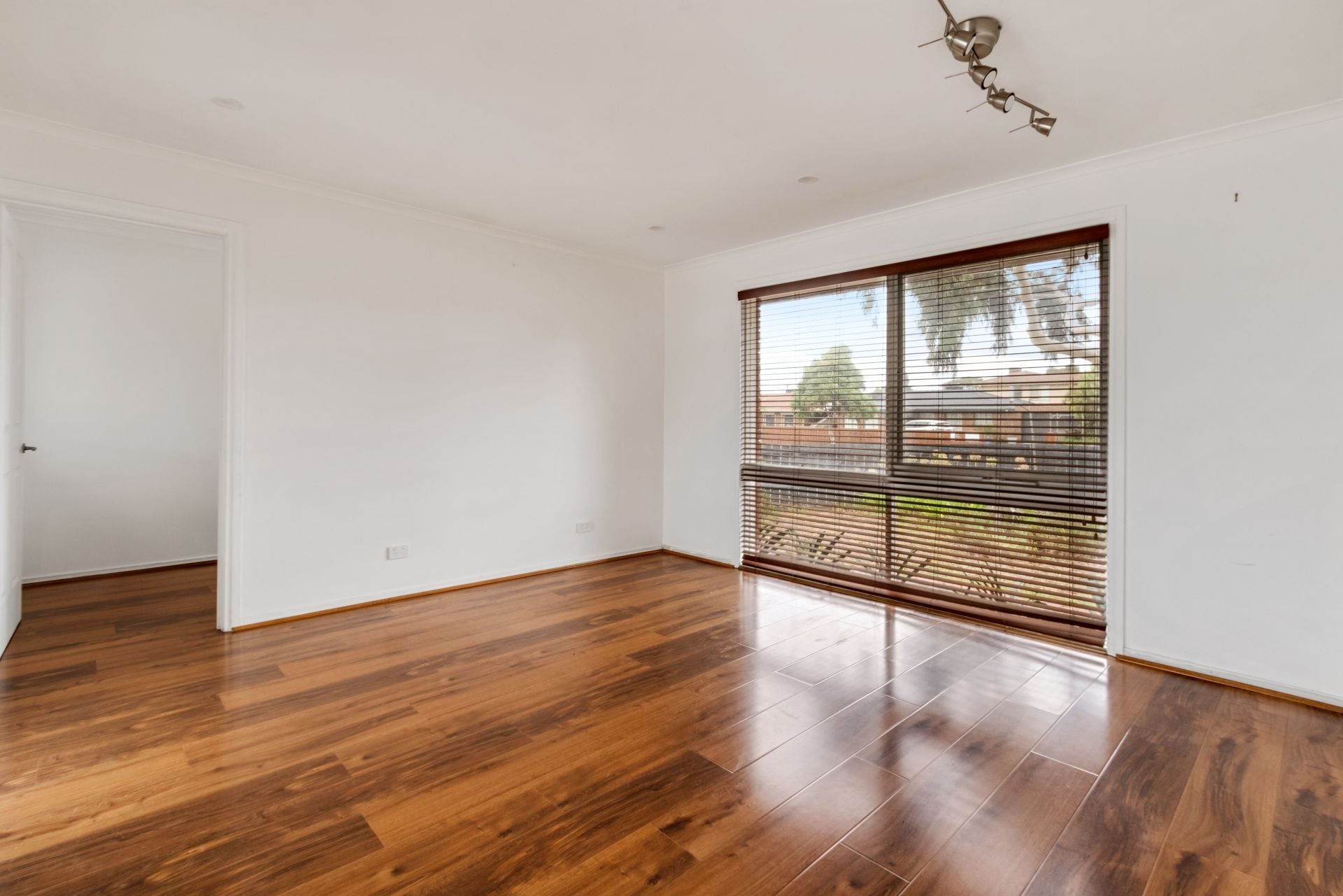 SPACIOUS AND STYLISH
