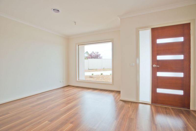 2/1 Burbidge Drive, Bacchus Marsh - Thumbnail 4