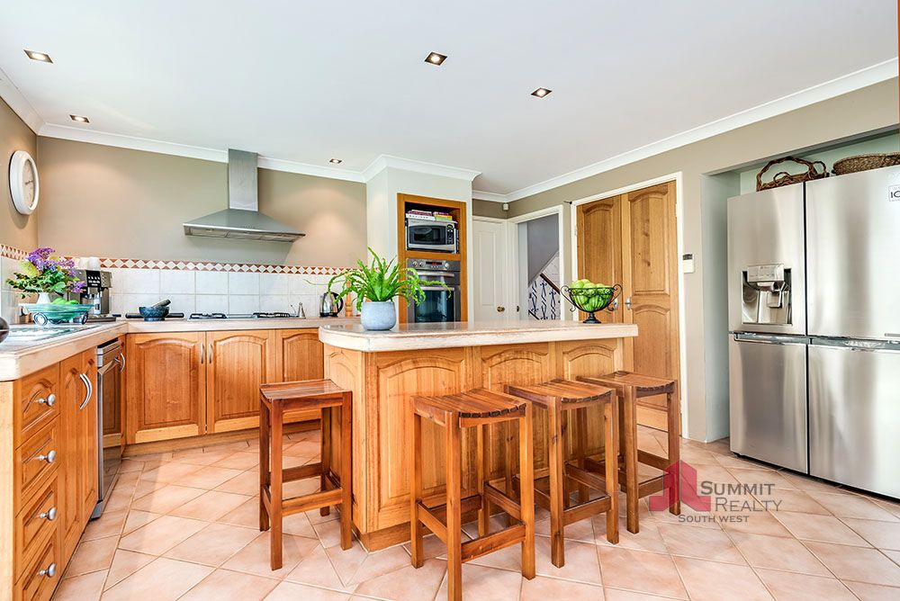 Real Estate For Sale 19 Turnberry Way Pelican Point , WA