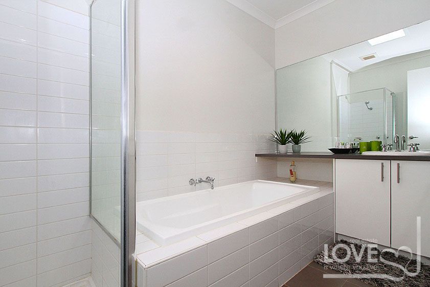 BRIGHT HOME, BRIGHT LOCATION