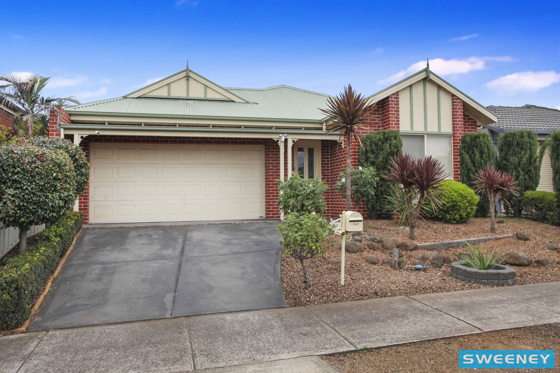 47 Wyperfeld Circuit, Caroline Springs - Thumbnail 2