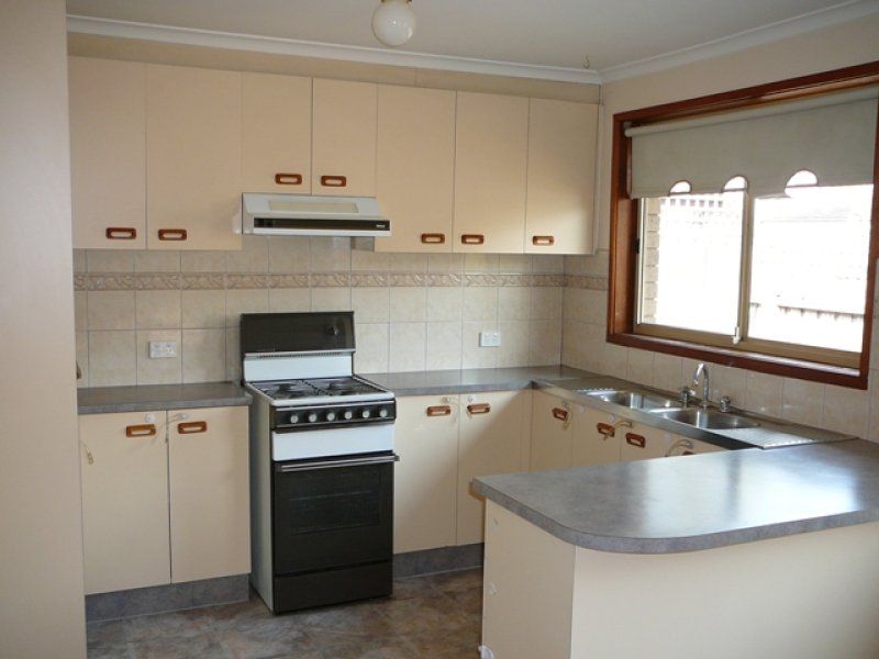 Unit 1/14 Fitzpatrick Drive, Altona Meadows - Thumbnail 3