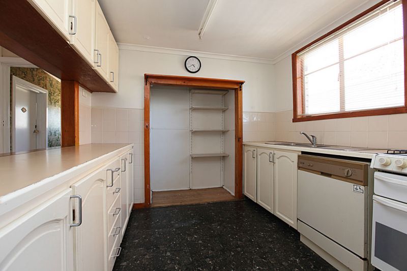12 Cypress Avenue, Brooklyn - Thumbnail 3